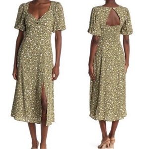 ASTR The Label Green floral bubble sleeve dress